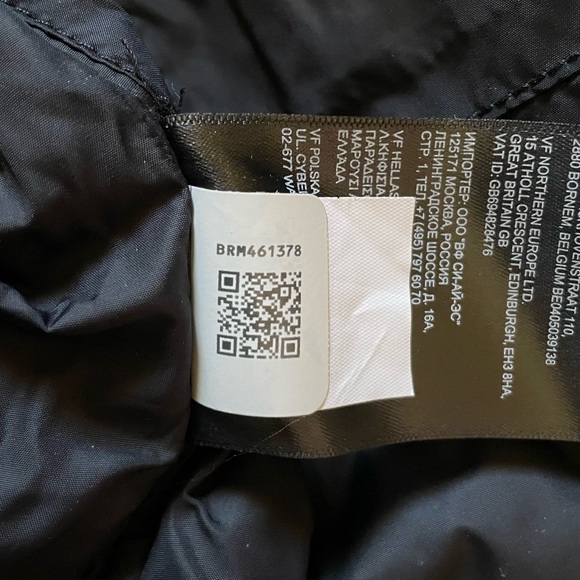 The North Face Men’s 1996 Retro Nuptse Jacket - Picture 9 of 10